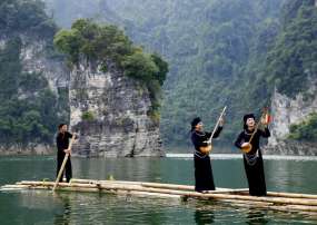 Tour Hà Giang - Lũng Cú - Sông Nho Quế - Bản Giốc - Động Ngườm Ngao - Pác Bó - Ba Bể 5N4Đ