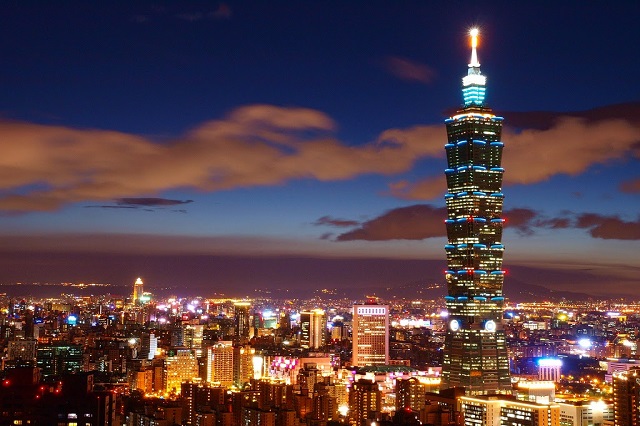 Tháp Taipei 101 khi về đêm
