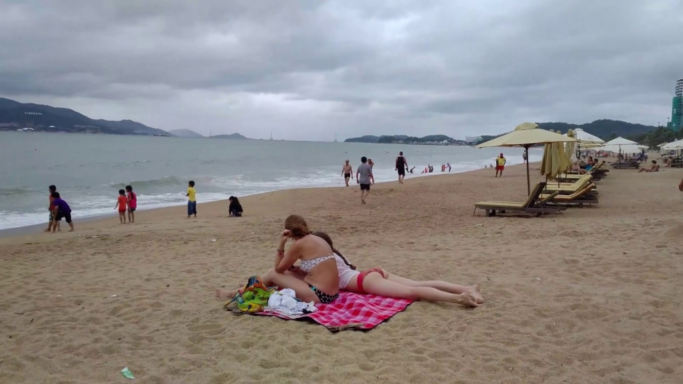 Ảnh chụp thực tế bãi biển Trần Phú - Nha Trang 
