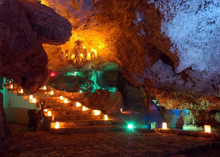 Alux Caverna Lounge, Mexico