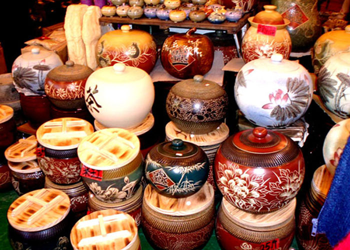 Đồ gốm cũng là một mặt hàng đặc trưng tại Đài Loan