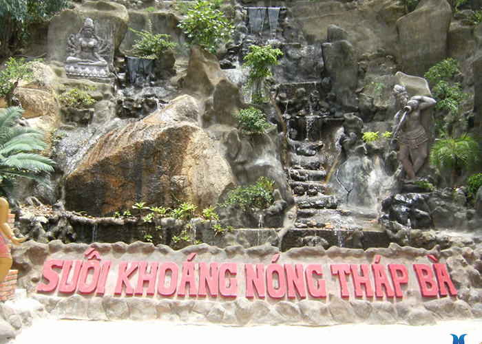 suoi-khoang-nong